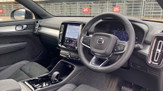 Volvo XC40 2.0 B3P Plus Black Edition 5dr Auto Petrol Estate